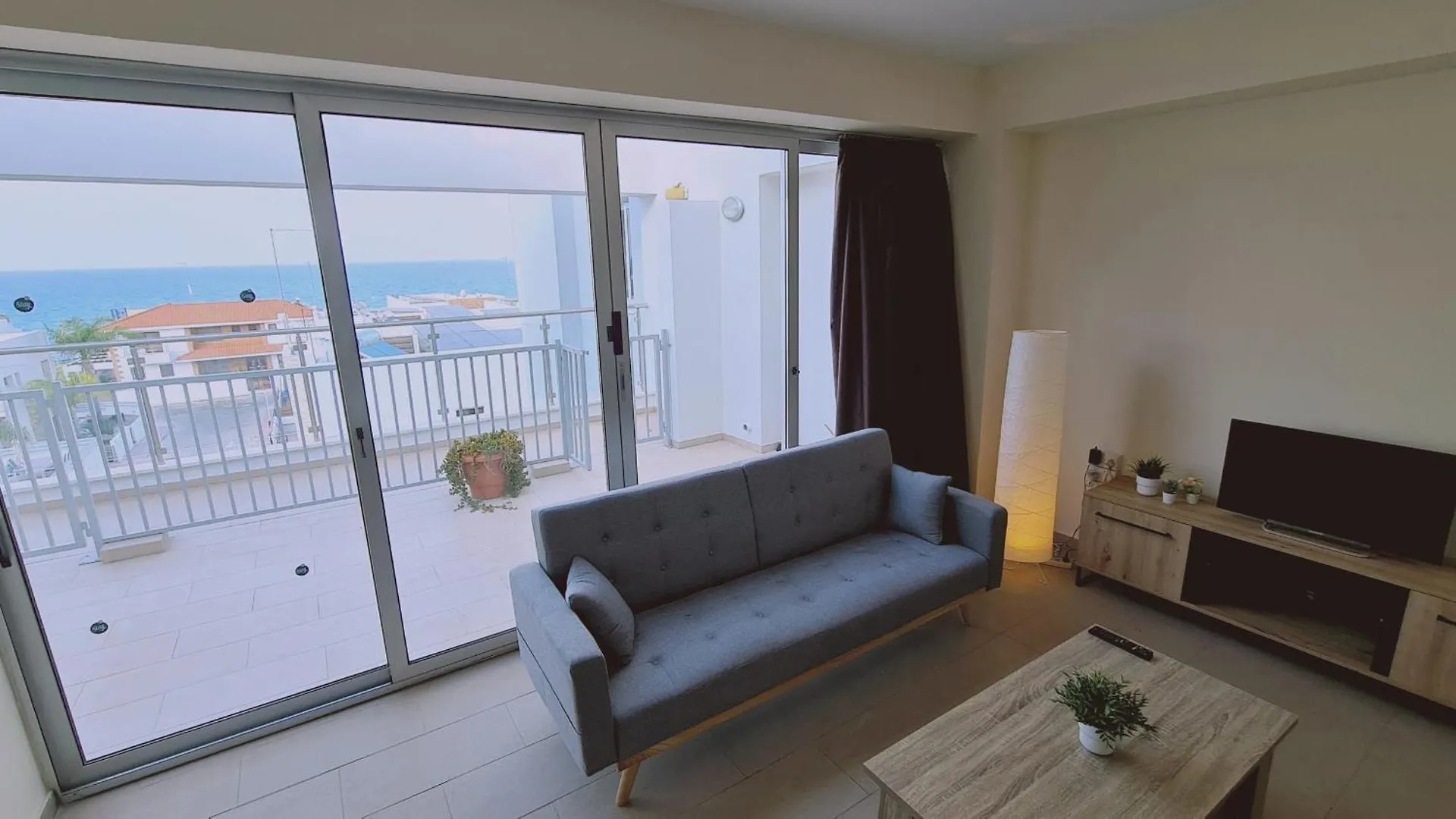 Stay Sunrise Beach Apt 2 Protaras